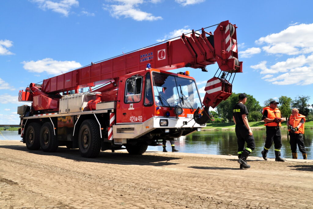 crane vehicle on the road