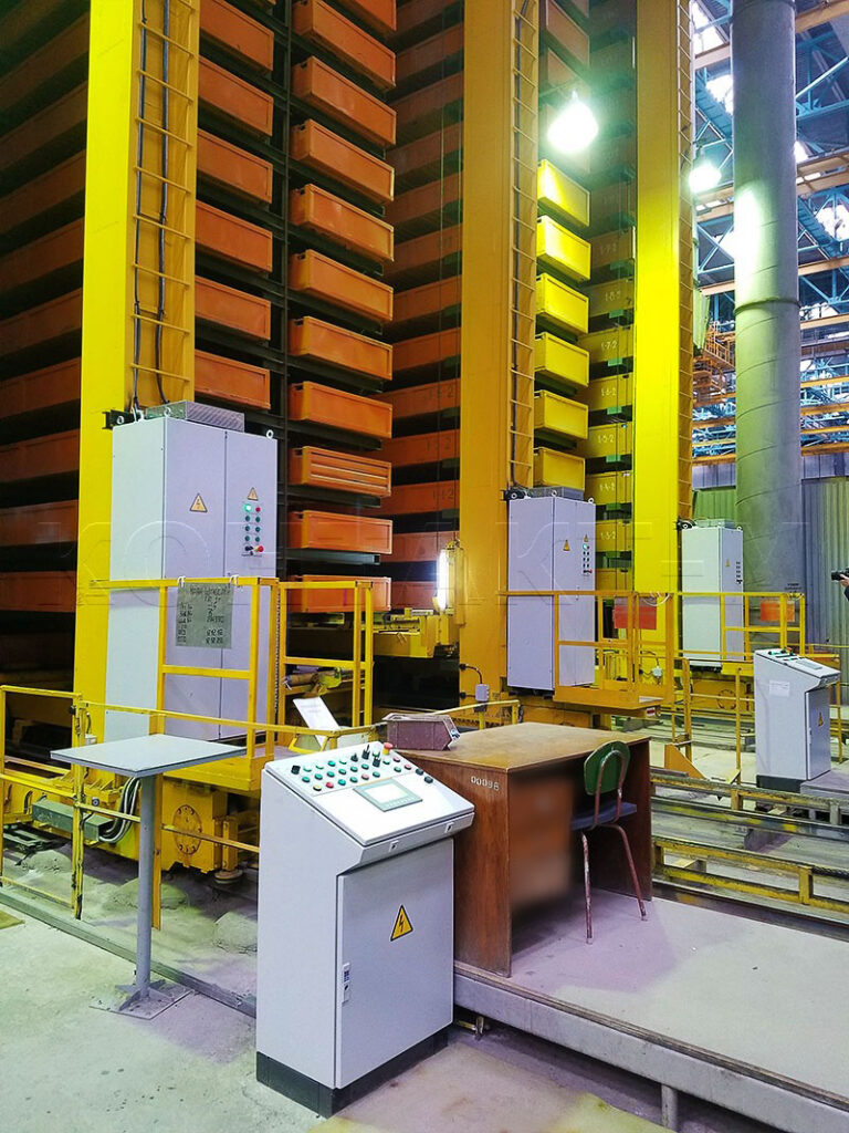 mechanism of the warehouse stacker crane